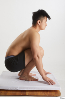 Yoshinaga Kuri  1 kneeling underwear whole body 0007.jpg